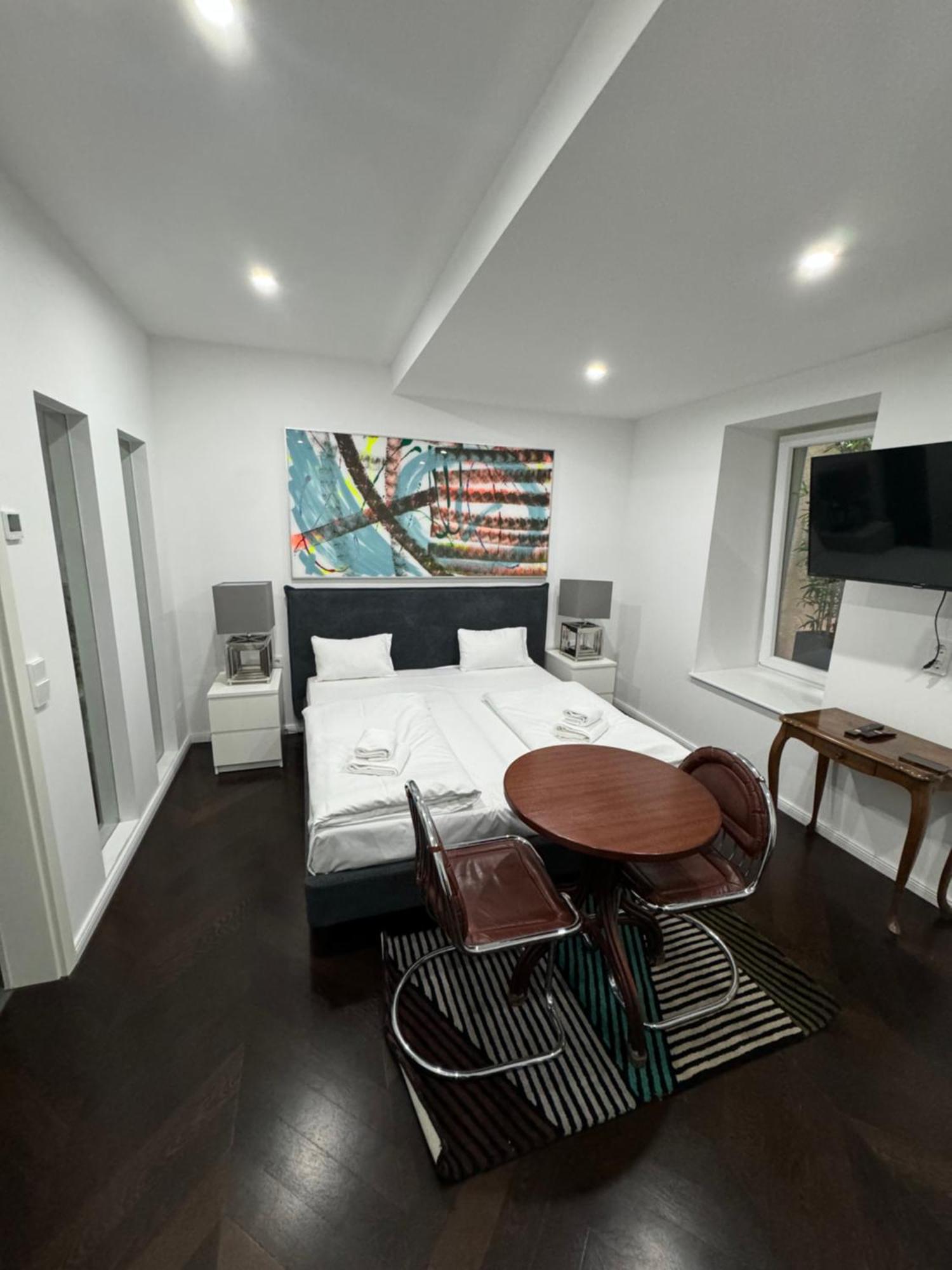 Design Apartment In The Centre Of เวียนนา ภายนอก รูปภาพ